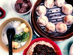 外面买的猪红汤-食惠里小笼包面馆(越秀店)