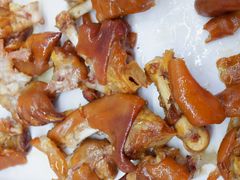 -哈尔滨小酒馆·鲜肉现穿自助烧烤(康新花园店)