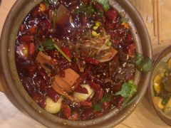 -有红鸡毛店·砂锅菜(抚琴夜市店)