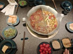 -湊湊火锅·茶憩(打浦桥日月光店)