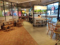 用餐区-肯德基(电力路店)