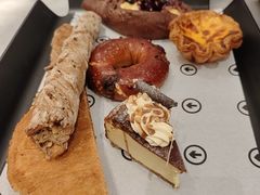 -HOT CRUSH趁热集合·现烤面包(上海环球港店)