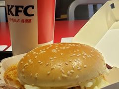 香辣鸡腿堡-肯德基(前门店)