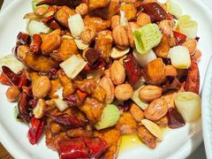 宫保鸡丁-万重锦·人文川菜馆(骡马市店)