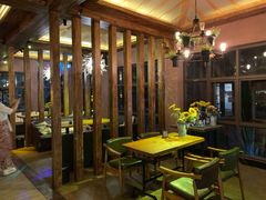 -拾光音乐餐酒吧(告庄星光夜市店)