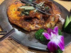 香茅草烤罗非鱼-麦麦山云南菜(复地活力城店)