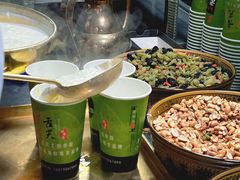 -清真老马家国华牛奶鸡蛋醪糟(正宁路店)