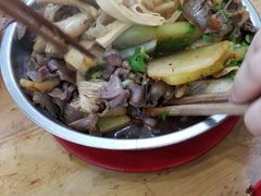 -雷祖芳老妈蹄花店