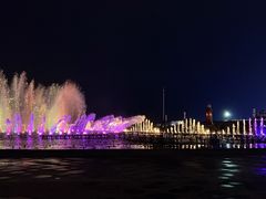 -东港音乐喷泉广场