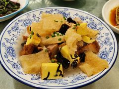 -侬佳蒸菜馆(听潮店)