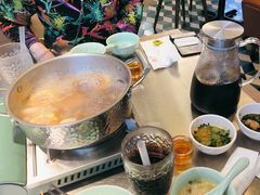 -潮界(LU·ONE凯德晶萃广场店)