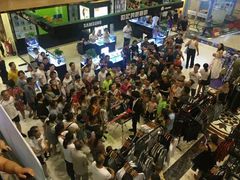 -华润万家(长安路店)