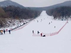 -五家山森林公园滑雪场