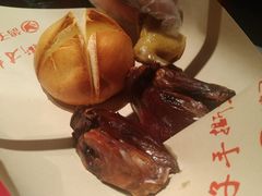 -鸽子侯·家宴·平价海鲜(绿地店)