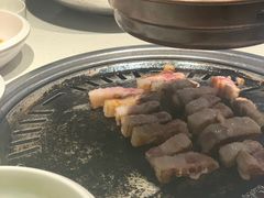 满心尝五花肉-本家韩国烤肉(青岛万象城店)