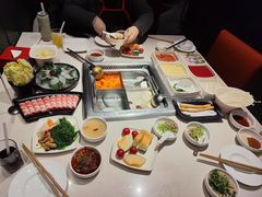 -海底捞火锅(杭州越界锦和大厦店)