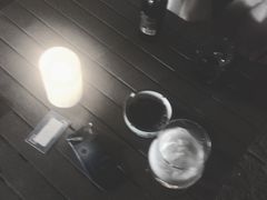 -两棵枇杷树