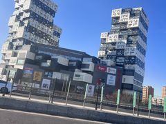 -资和信百货商场