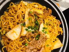 肥牛泡菜炒面-万岁寿司(万国店)