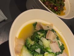 -江宴渔村·鱼鲜土菜(紫荆广场店)