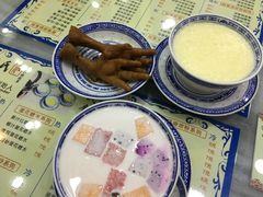 陈醋鸡脚-黄氏许牛奶甜品(台山石花广场店)