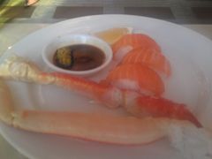 长脚三文鱼-广州中心皇冠假日酒店-环市食坊·海鲜自助餐厅