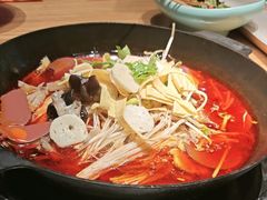 -奉天宴遇烧烤·冒锅