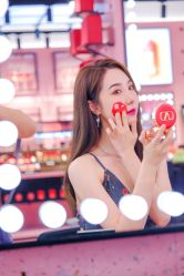 -VALENTINO华伦天奴美妆