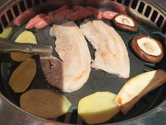 -香猪坊韩国烤肉专属门店(魏公村店)