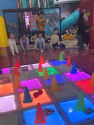 -欧酷世界动力星球(王府井奥莱UP TOWN店)