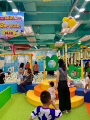 -莫莉幻想儿童乐园(深圳南山欢乐颂店)