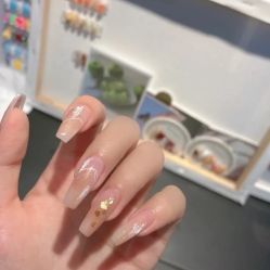 -悦指间美甲美睫