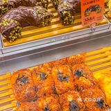 江南万达这么多人排队。。终于买到了！！