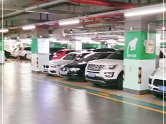 -金虹桥国际中心·停车场