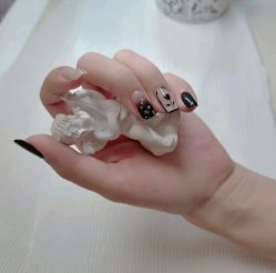 -LIZ STUDIO日式美甲美睫