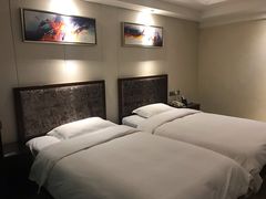 -天豪花香村酒店(贵阳花果园文创园店)