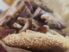 烧饼夹肉-洪峰浩老北京烧饼夹肉(角门路店)
