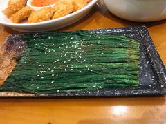 烤韭菜-老板很二(吉大店)
