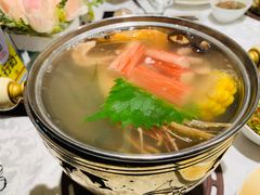 -海鲨湾海鲜会馆(百家湖1912店)