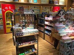 -百新书局(尚悦湾店)