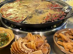 -菜园坝老火锅(金岛店)