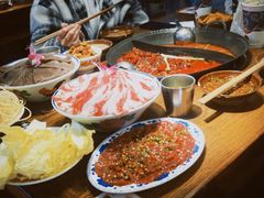 -萍姐火锅·公路夜市(武汉首店)