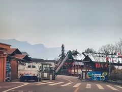 -梭布垭石林景区