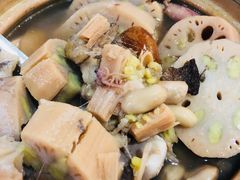 绿豆莲藕煲-禄源公·老莞诚饭店