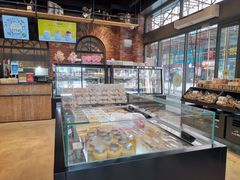 -皇冠幸福里动物奶油生日蛋糕(万达店)