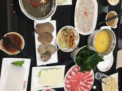 养生金汤小米鸳鸯锅-红菇坊鲜汤火锅(北站店)