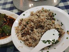 -钱大妈海鲜饭店(保利林语店)