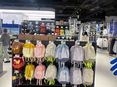 -迪卡侬(环球港店)