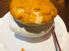 酥皮奶油黑菌蘑菇汤-卡本妮法餐厅·北京和平宾馆