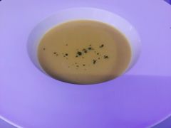 玉米浓汤-银哲·本末法国分子料理(恒方广场店)